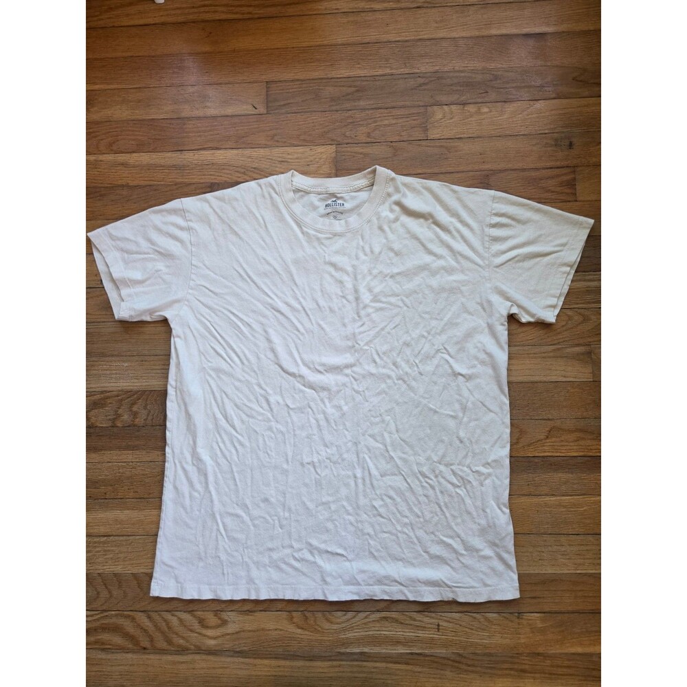 Hollister must have collection 100% cotton tshirt size med cream